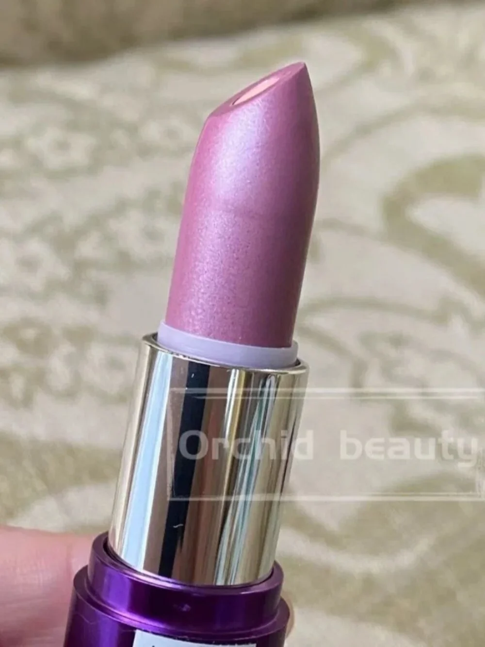 New COVERGIRL Moisture Renew Core Lipstick~Amazing Petal~Full Size 4.2 g/0.14 oz